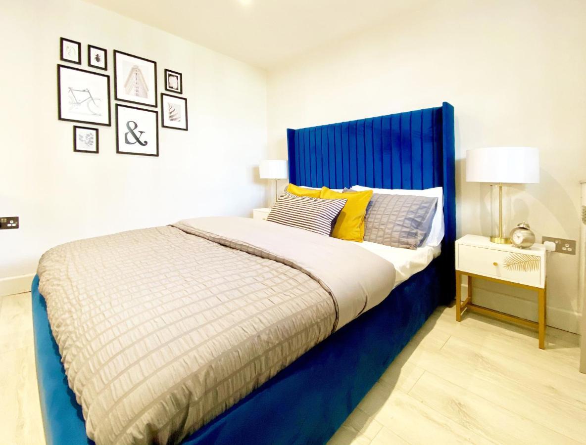 Perfect Central Location- 5 Minutes From Tower Bridge ! 8 Minutes Walk From Tube London Eksteriør billede