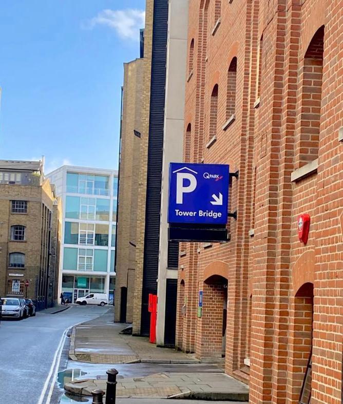 Perfect Central Location- 5 Minutes From Tower Bridge ! 8 Minutes Walk From Tube London Eksteriør billede