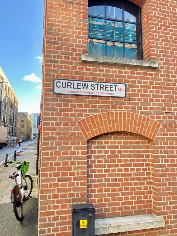 Perfect Central Location- 5 Minutes From Tower Bridge ! 8 Minutes Walk From Tube London Eksteriør billede